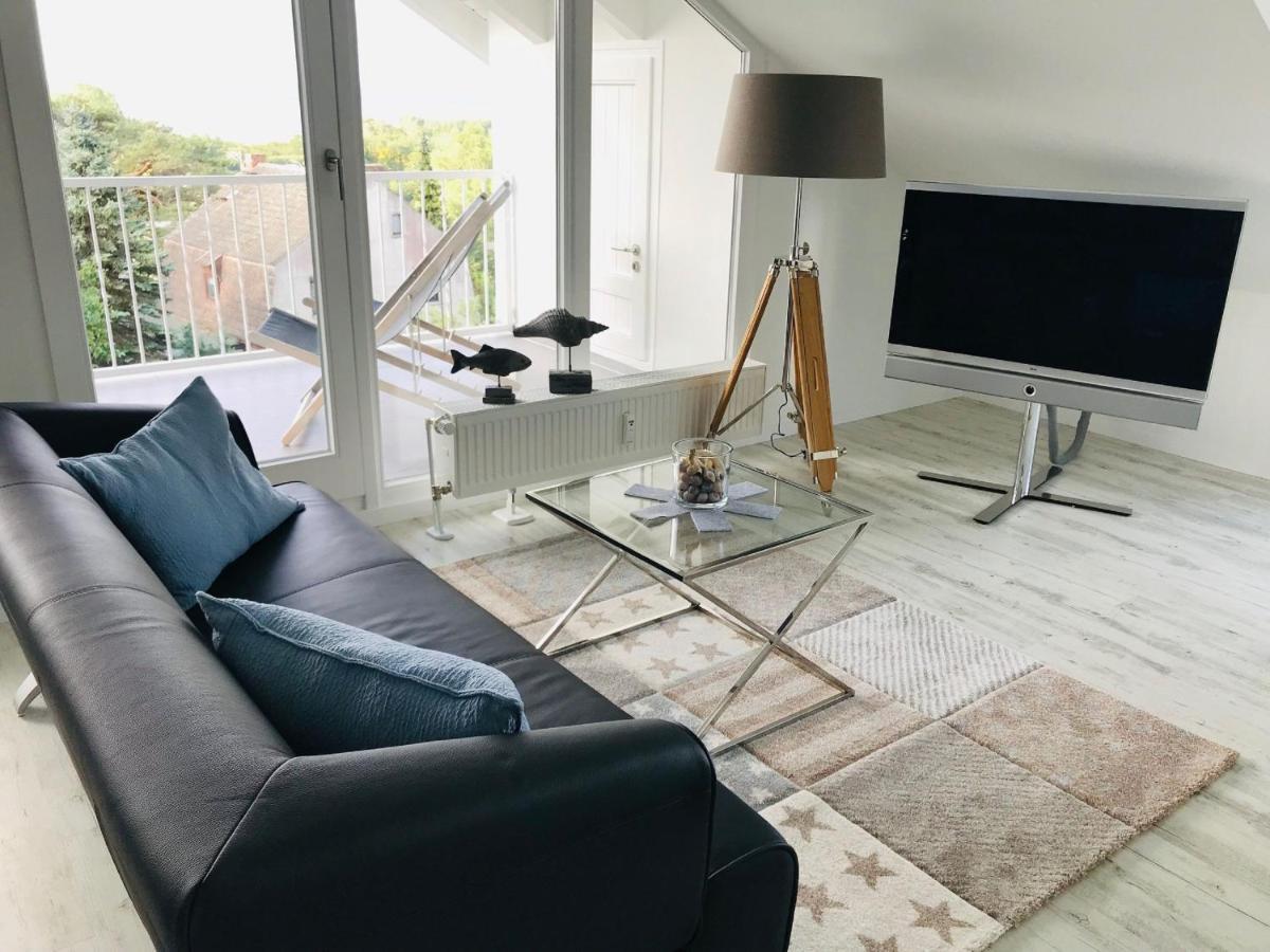 Moderne Ferienwohnung Mit Balkon, Meerblick - Ferienresidenz Zwei Boddenfewo 1-5 Lietzow Exterior foto